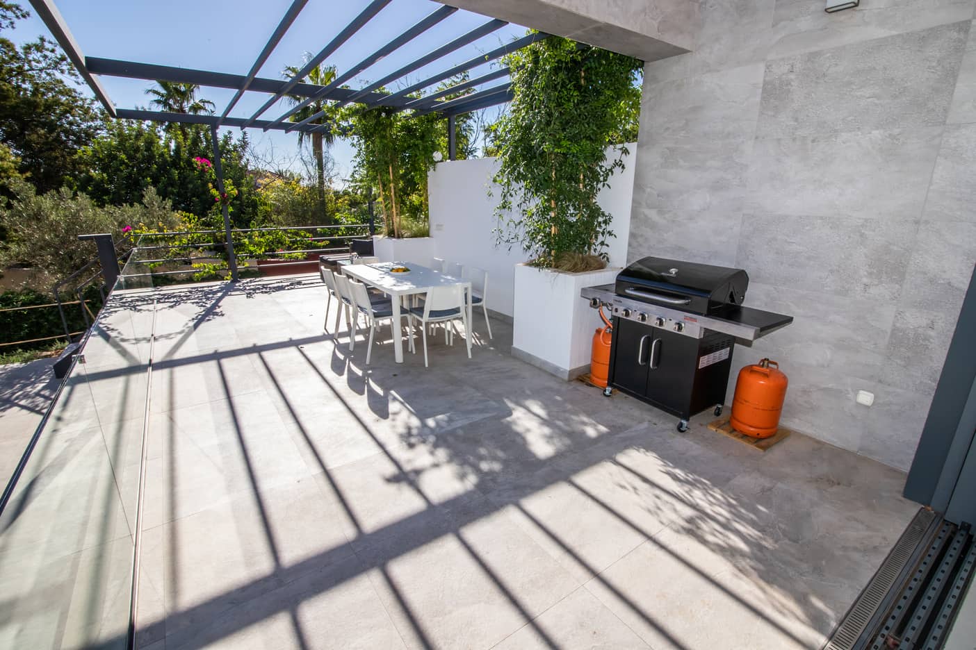 14 Kitchen Terrace.jpg